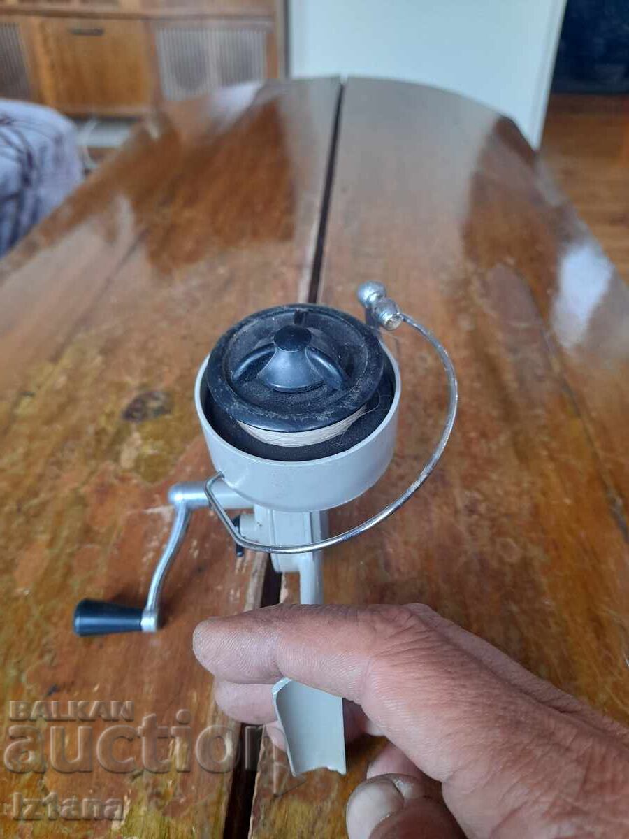 Auction  Old Tokoz Reex Fishing Reel