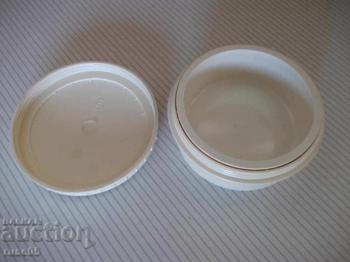 Παράδοση Κουτί βακελίτη στρογγυλό από την σοσιαλιστική εποχή, καινούργιο Παράδοση Κουτί βακελίτη στρογγυλό από την σοσιαλιστική εποχή, καινούργιο