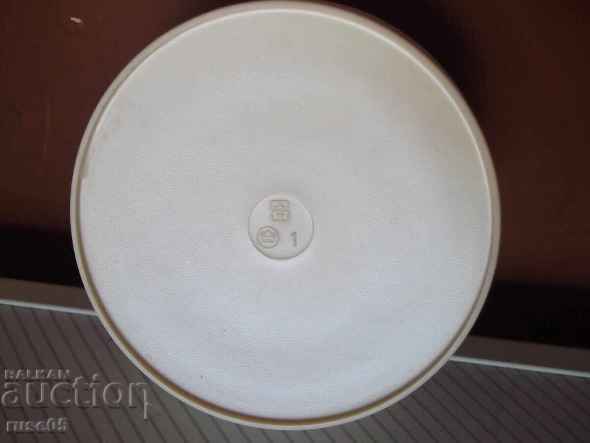 Κουτί βακελίτη στρογγυλό από την σοσιαλιστική εποχή, καινούργιο - 7 Κουτί βακελίτη στρογγυλό από την σοσιαλιστική εποχή, καινούργιο - 7