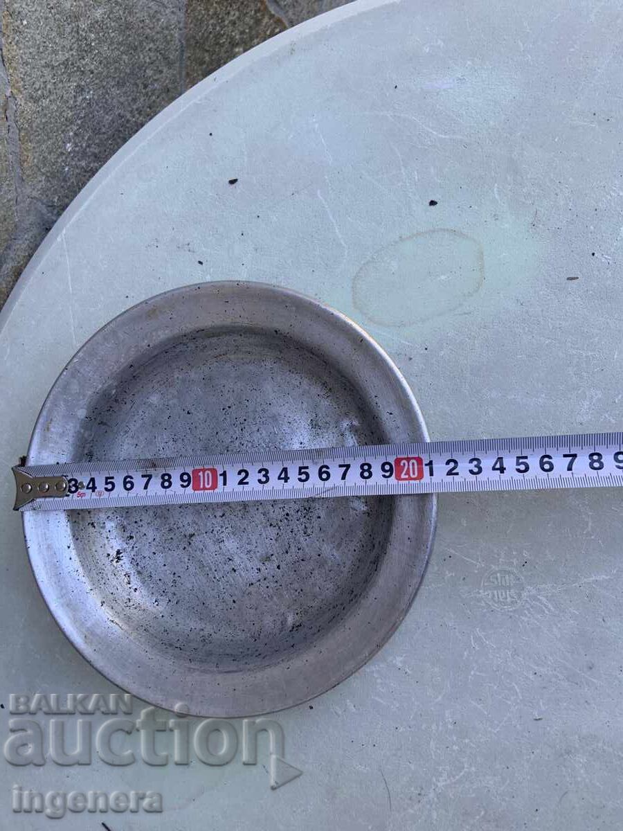 Livrarea FARFURIE VECHE DIN ALUMINIU MARCATA