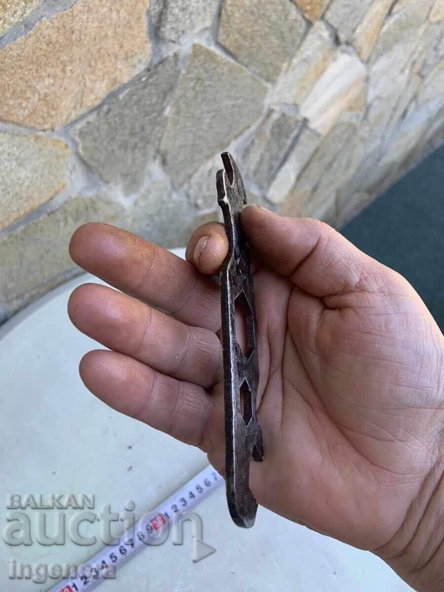 Delivery of Old Wheel Wrench Tool