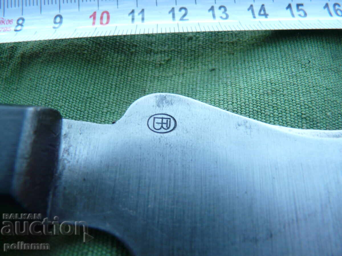 Cuțit de șuruburi cu preț 80.00 BGN | € 40.90