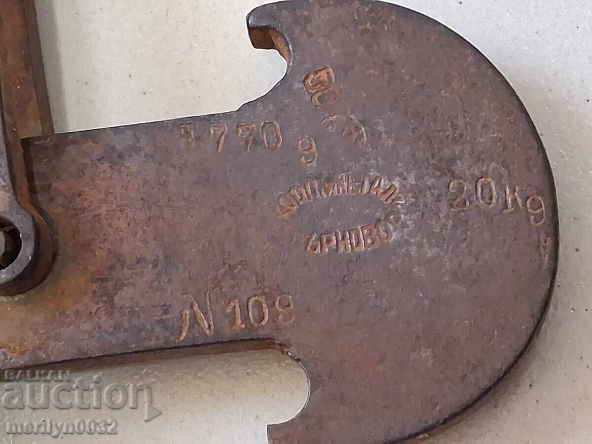 Delivery of Metal balance scale from 1950, Kantar Metal Tarnovo Delivery of Metal balance scale from 1950, Kantar Metal Tarnovo