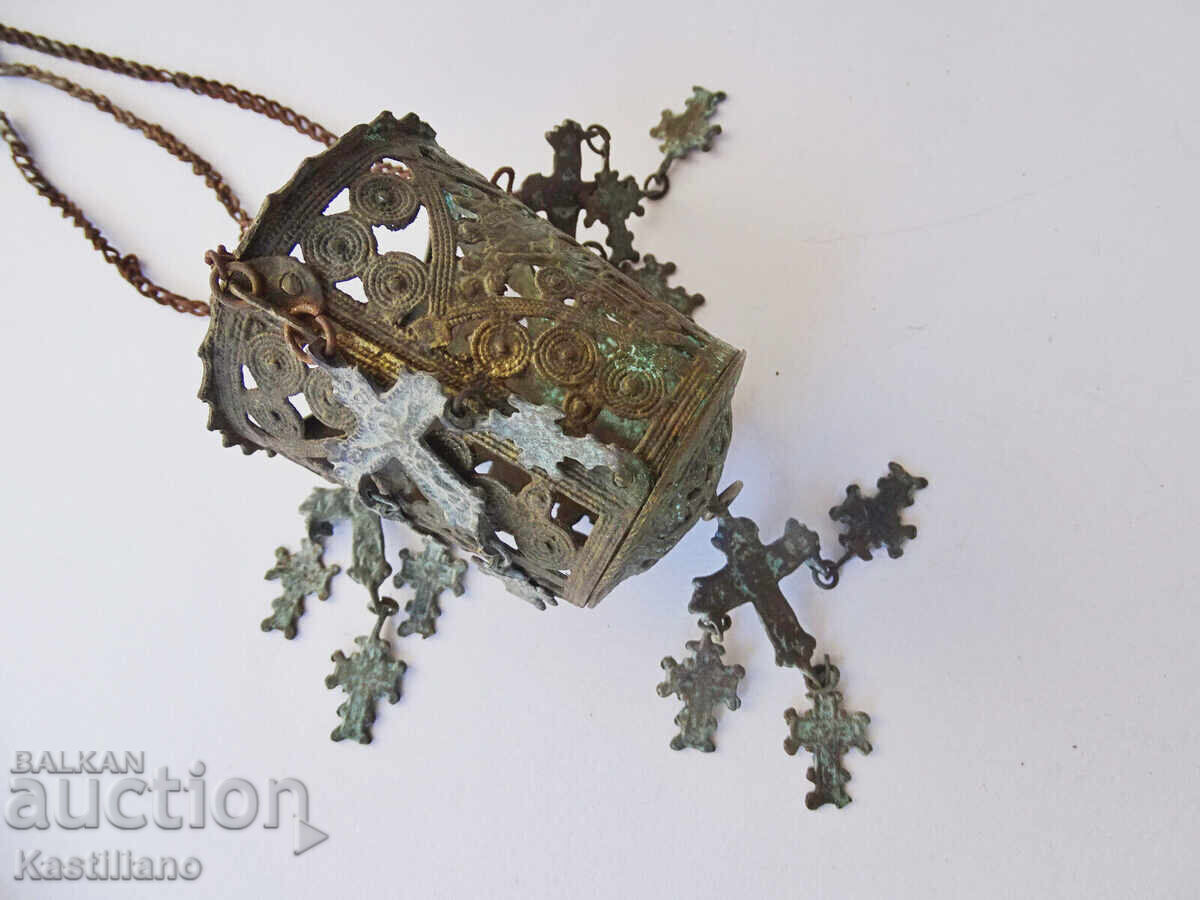 Auction  Old household bronze oil lamp with 16 small crosses