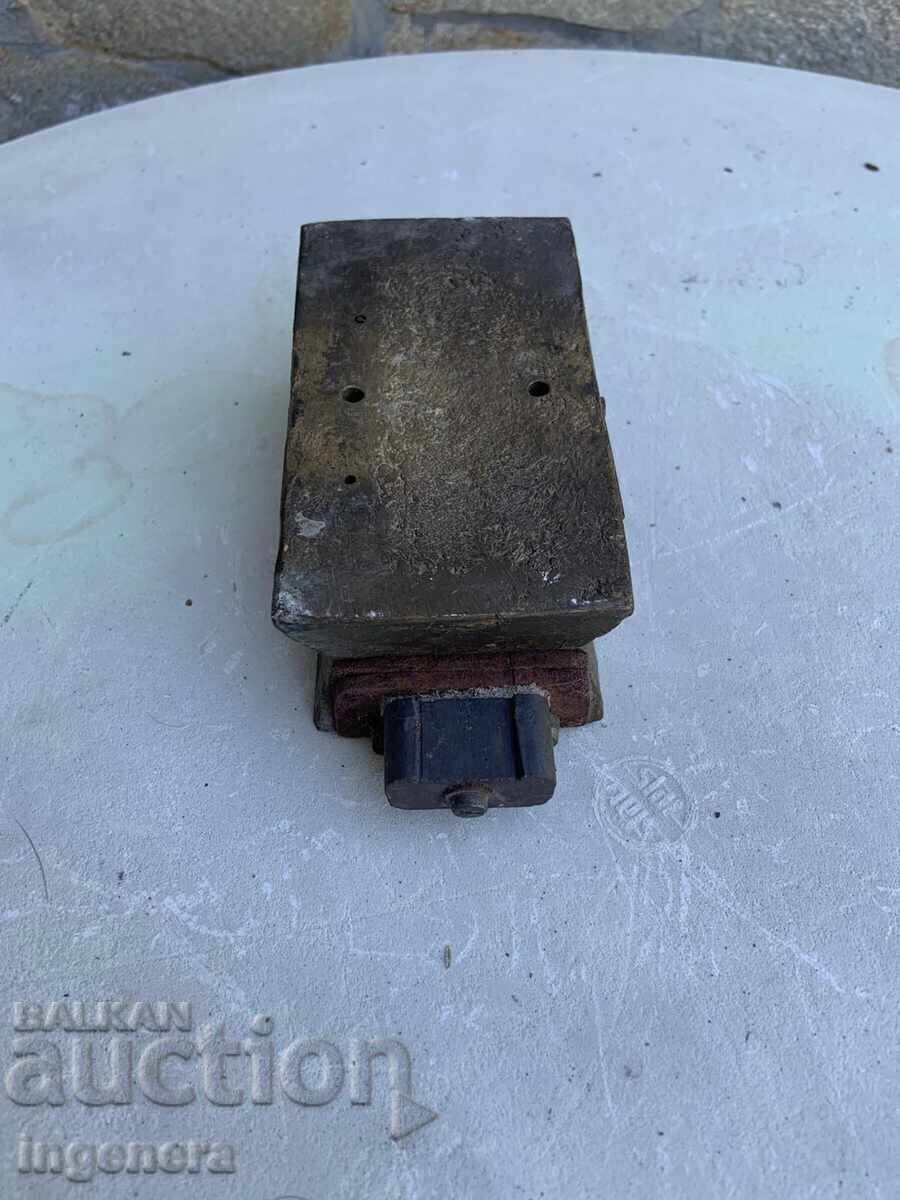 KALUPΙ ΕΡΓΑΛΕΙΟ ΓΙΑ ΧΥΤΕΥΣΗ ΛΑΒΗΣ ΜΑΧΑΙΡΙΟΥ ΚΕΦΑΛΗ ΑΕΤΟΥ με τιμή 139.00 BGN | € 71.07 KALUPΙ ΕΡΓΑΛΕΙΟ ΓΙΑ ΧΥΤΕΥΣΗ ΛΑΒΗΣ ΜΑΧΑΙΡΙΟΥ ΚΕΦΑΛΗ ΑΕΤΟΥ με τιμή 139.00 BGN | € 71.07