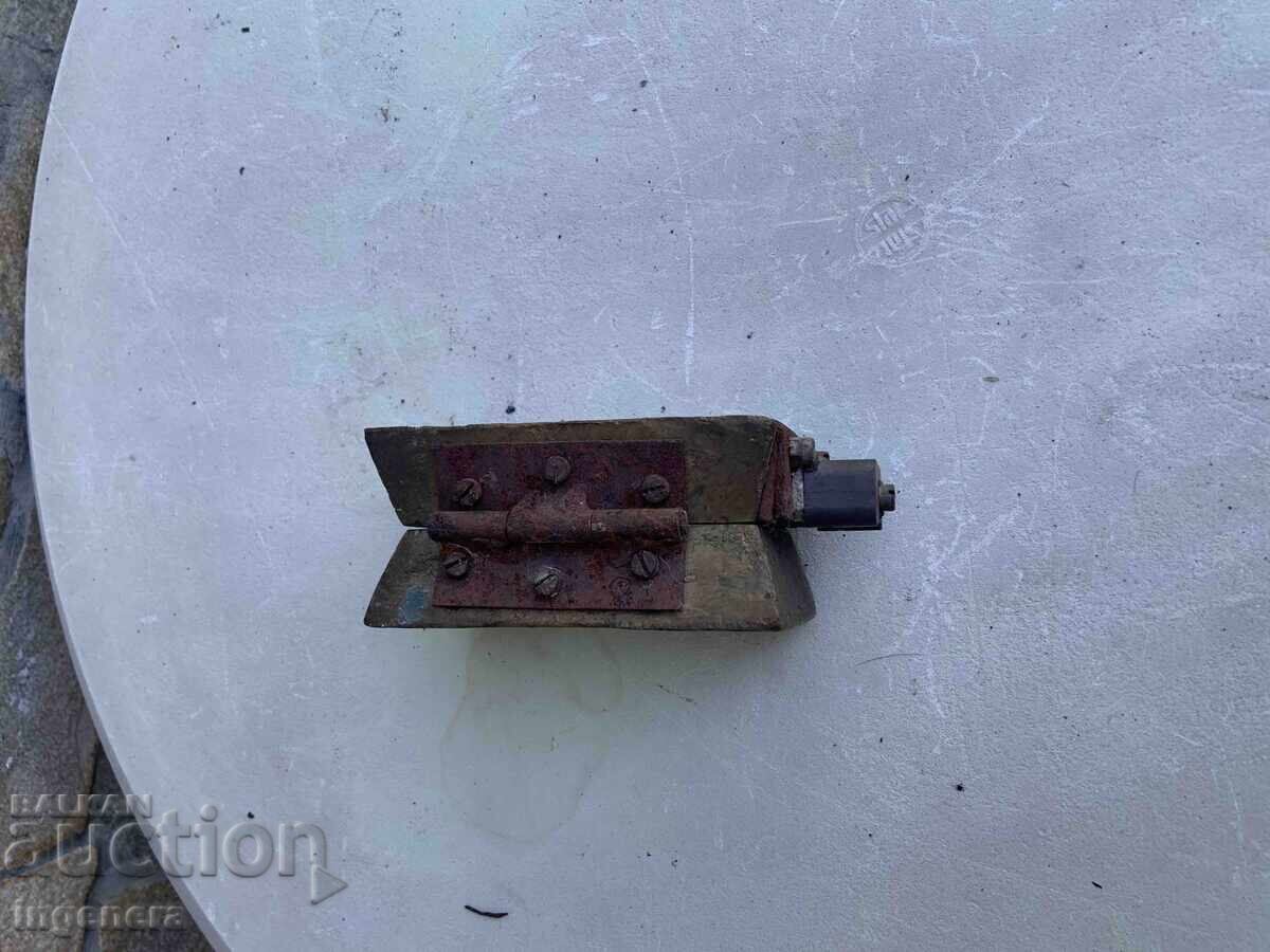 Παράδοση KALUPΙ ΕΡΓΑΛΕΙΟ ΓΙΑ ΧΥΤΕΥΣΗ ΛΑΒΗΣ ΜΑΧΑΙΡΙΟΥ ΚΕΦΑΛΗ ΑΕΤΟΥ Παράδοση KALUPΙ ΕΡΓΑΛΕΙΟ ΓΙΑ ΧΥΤΕΥΣΗ ΛΑΒΗΣ ΜΑΧΑΙΡΙΟΥ ΚΕΦΑΛΗ ΑΕΤΟΥ