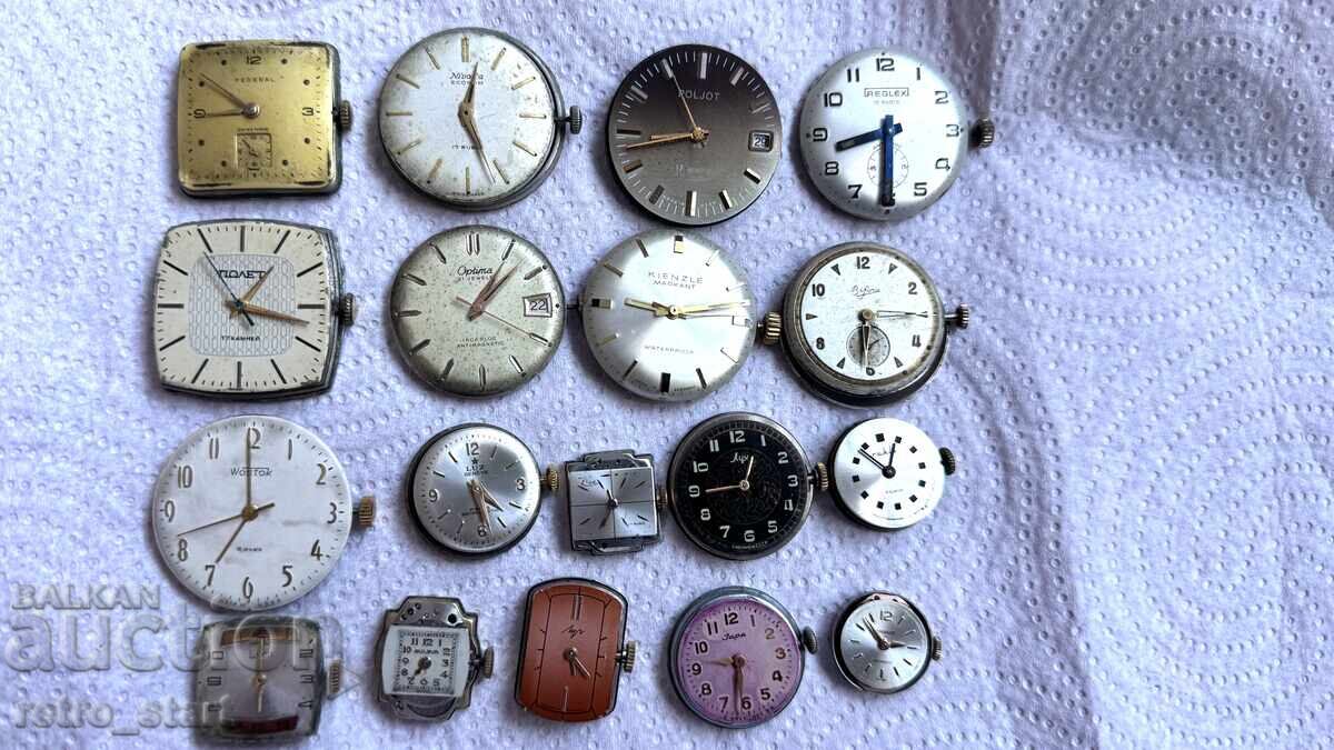 Механизми за часовници, повечето работят. Механизми за часовници, повечето работят.