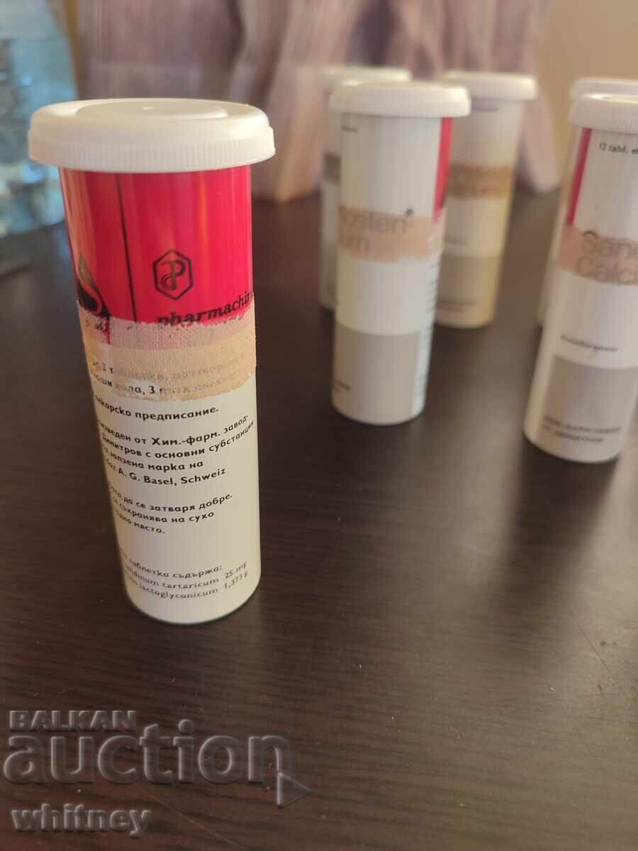 Λοτ Κοινωνικών δοχείων για φάρμακα με τιμή 13.99 BGN | € 7.15