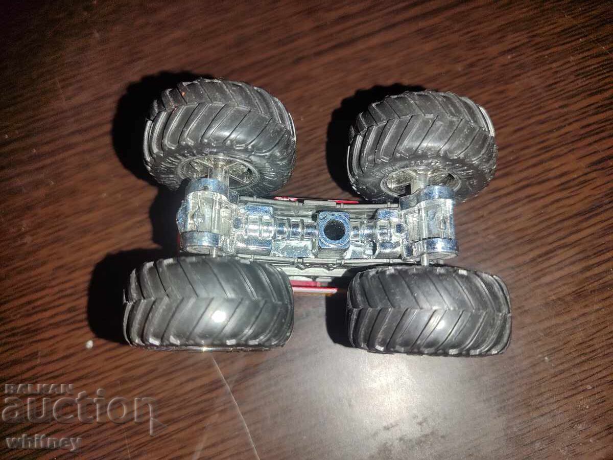 Auction  Hot Wheels Racing