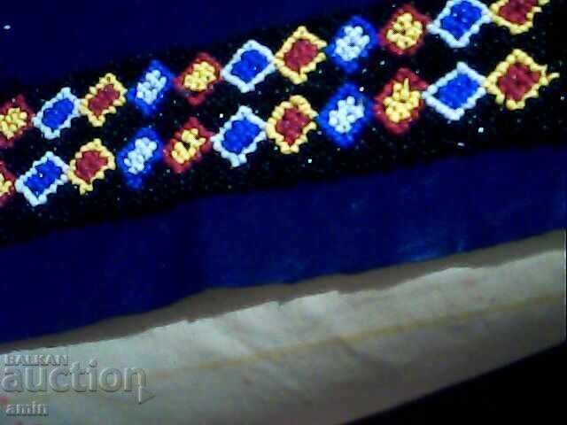 Υπέροχο βραχιόλι από χάντρες με τιμή 10.00 BGN | € 5.11