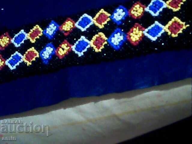 Brățară superbă din mărgele cu preț € 5.11 | 9.99 BGN