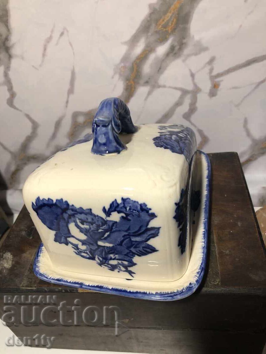 Auction  Large ceramic cheese container