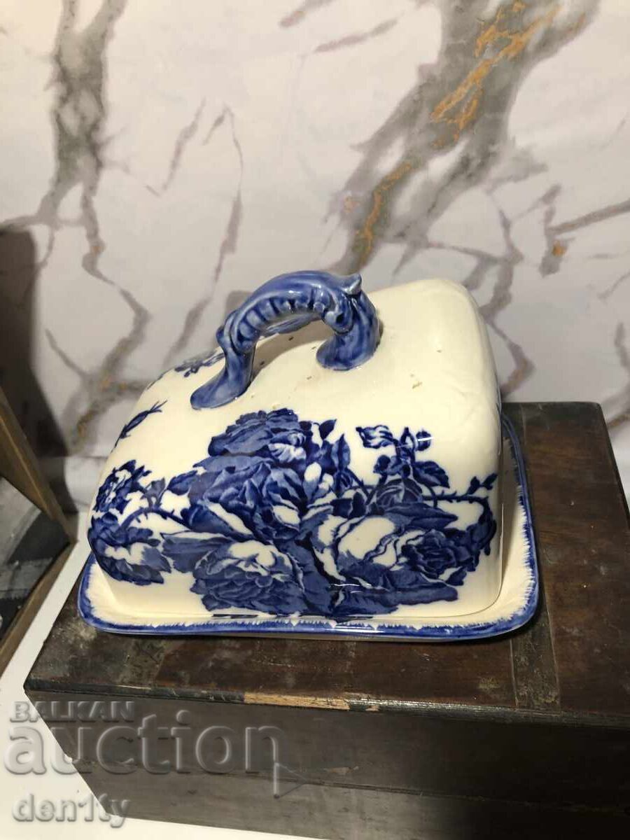 Delivery of Large ceramic cheese container