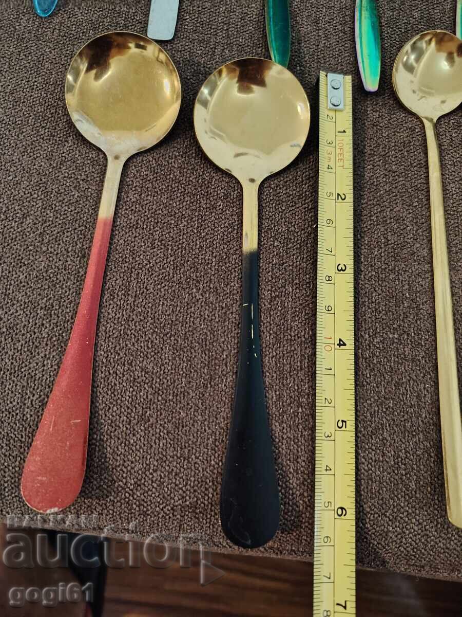 Auction Lot of dessert and cocktail spoons Auction Lot of dessert and cocktail spoons