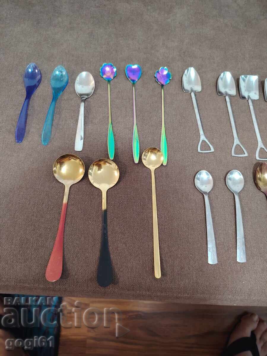 Lot of dessert and cocktail spoons Lot of dessert and cocktail spoons