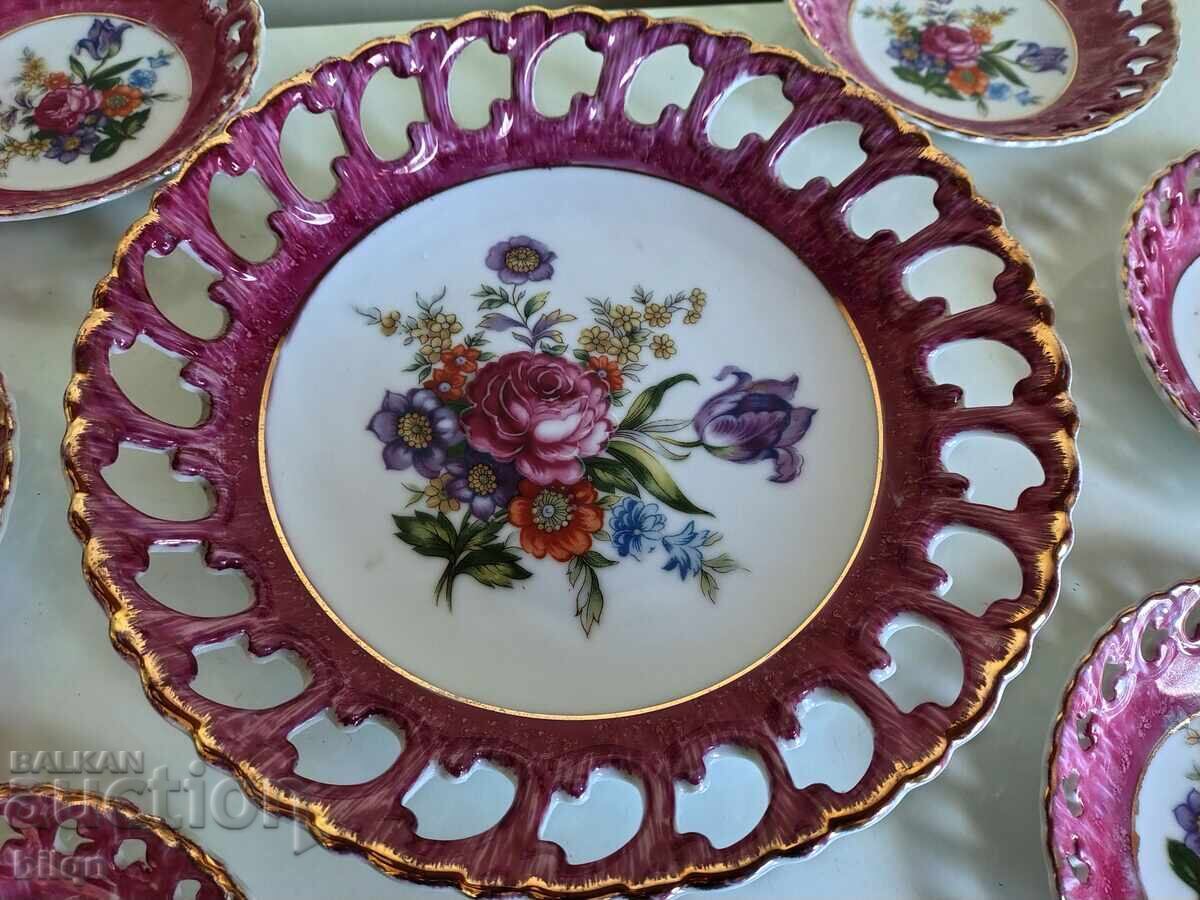 Set minunat de porțelan cu preț 33.32 BGN | € 17.04 Set minunat de porțelan cu preț 33.32 BGN | € 17.04