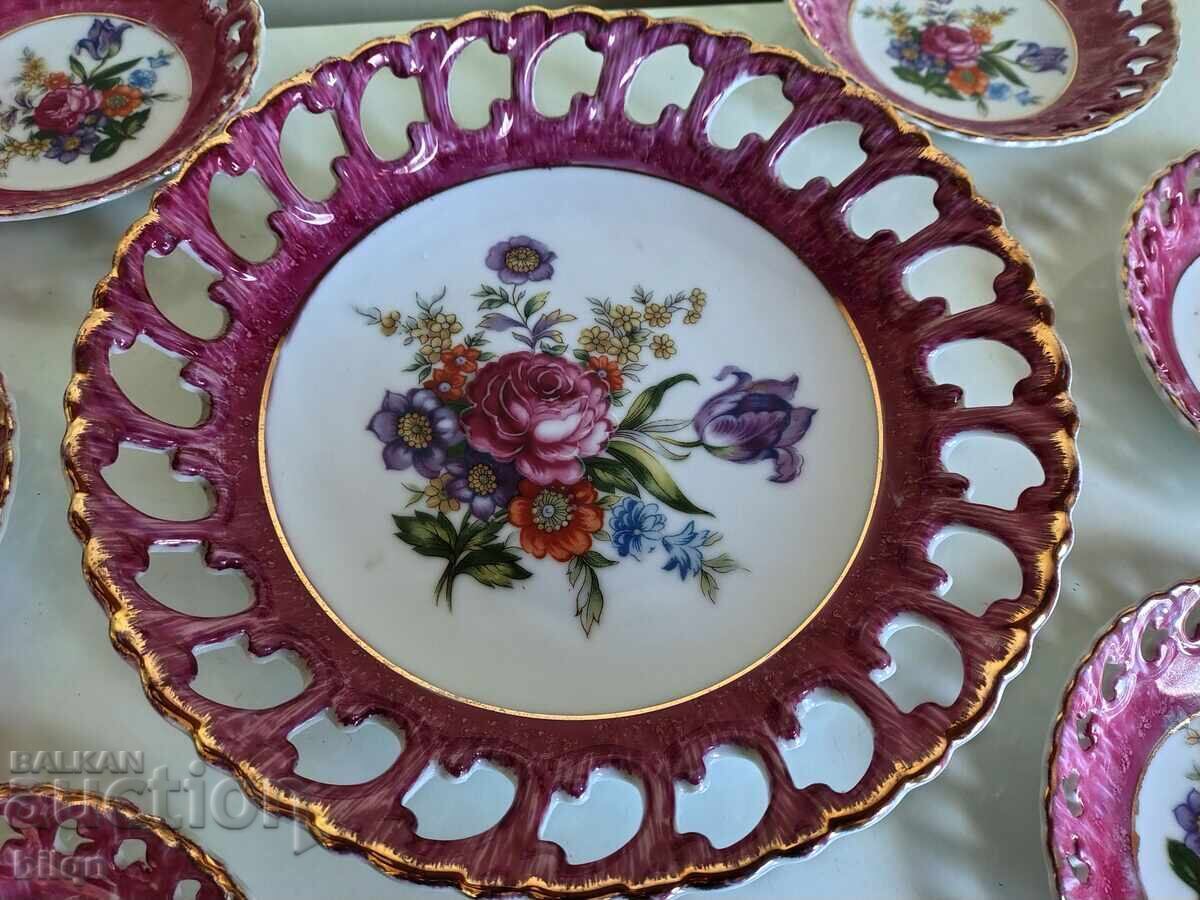 Страхотен Порцеланов Сервиз с цена € 17.04 | 33.33 лв.