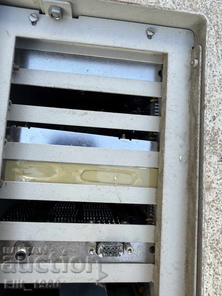 Παράδοση Υπολογιστής Pravets-16 Παράδοση Υπολογιστής Pravets-16