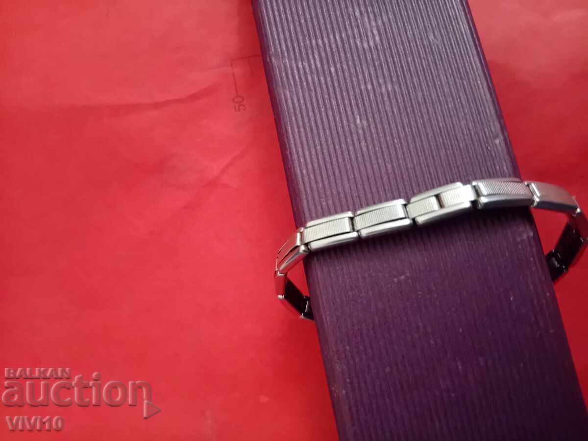 Γυναικείο ρολόι Uniona, Επιχρύσωση με τιμή € 20.45 | 40.00 BGN Γυναικείο ρολόι Uniona, Επιχρύσωση με τιμή € 20.45 | 40.00 BGN