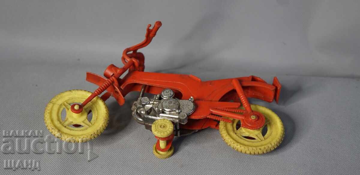 Παλιό πλαστικό παιχνίδι μοντέλο μοτοσυκλέτας - 5 Παλιό πλαστικό παιχνίδι μοντέλο μοτοσυκλέτας - 5