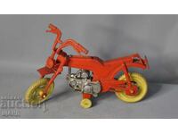 Jucărie veche din plastic, model motocicletă