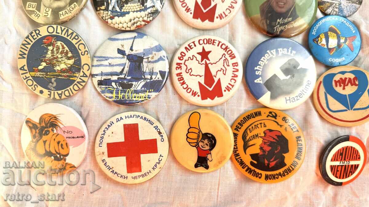 Auction  Retro badges, 21 pieces