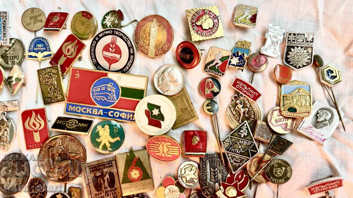 Auction Lot of 90 Badges Auction Lot of 90 Badges