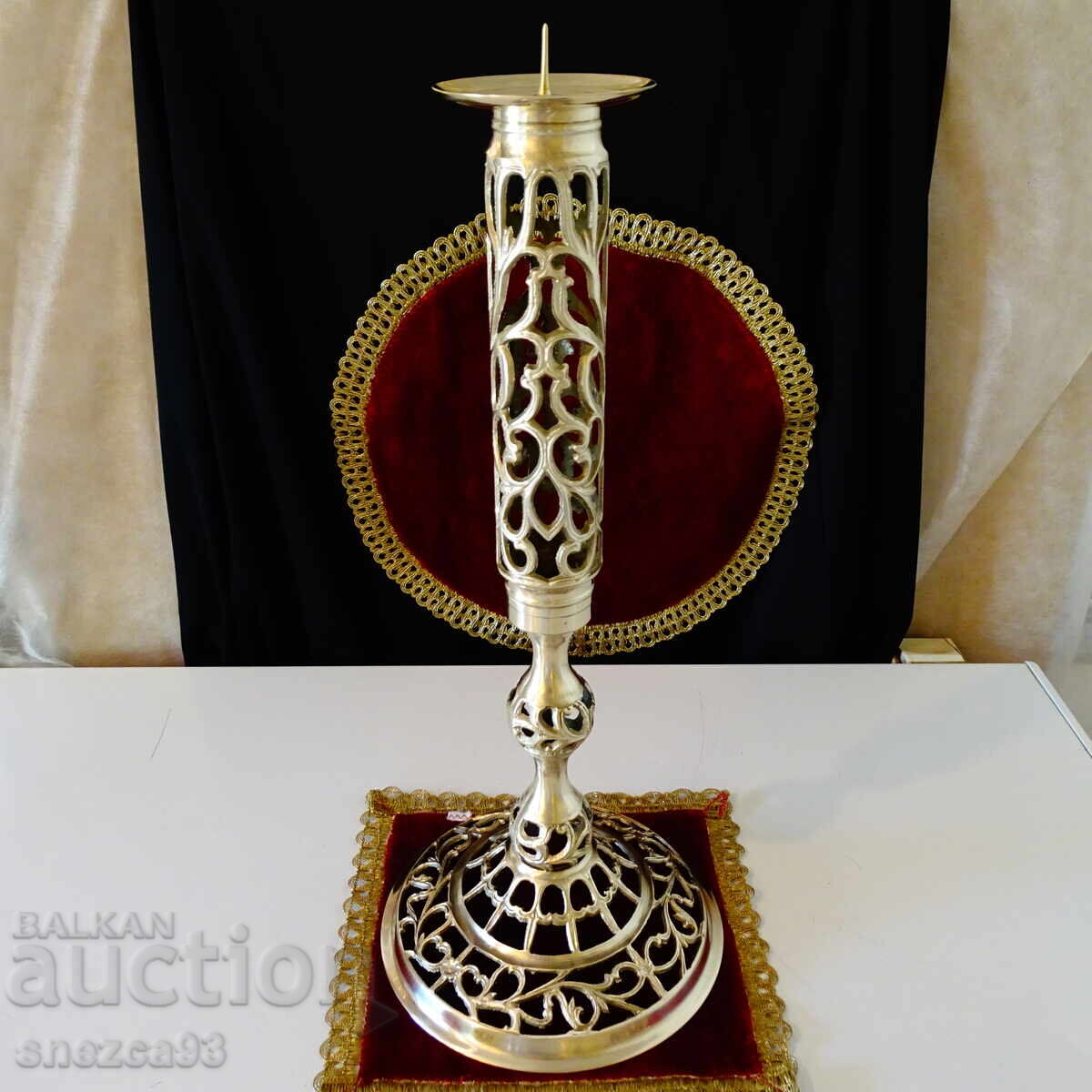 Χάλκινο κηροπήγιο Torquato Tamagnini, 44 εκ., με σήμανση Χάλκινο κηροπήγιο Torquato Tamagnini, 44 εκ., με σήμανση