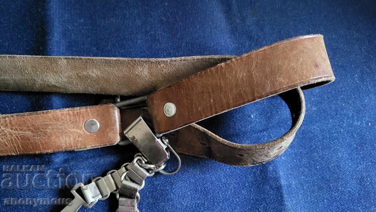 Licitație Set ofițer regal, curea, suport și spadă