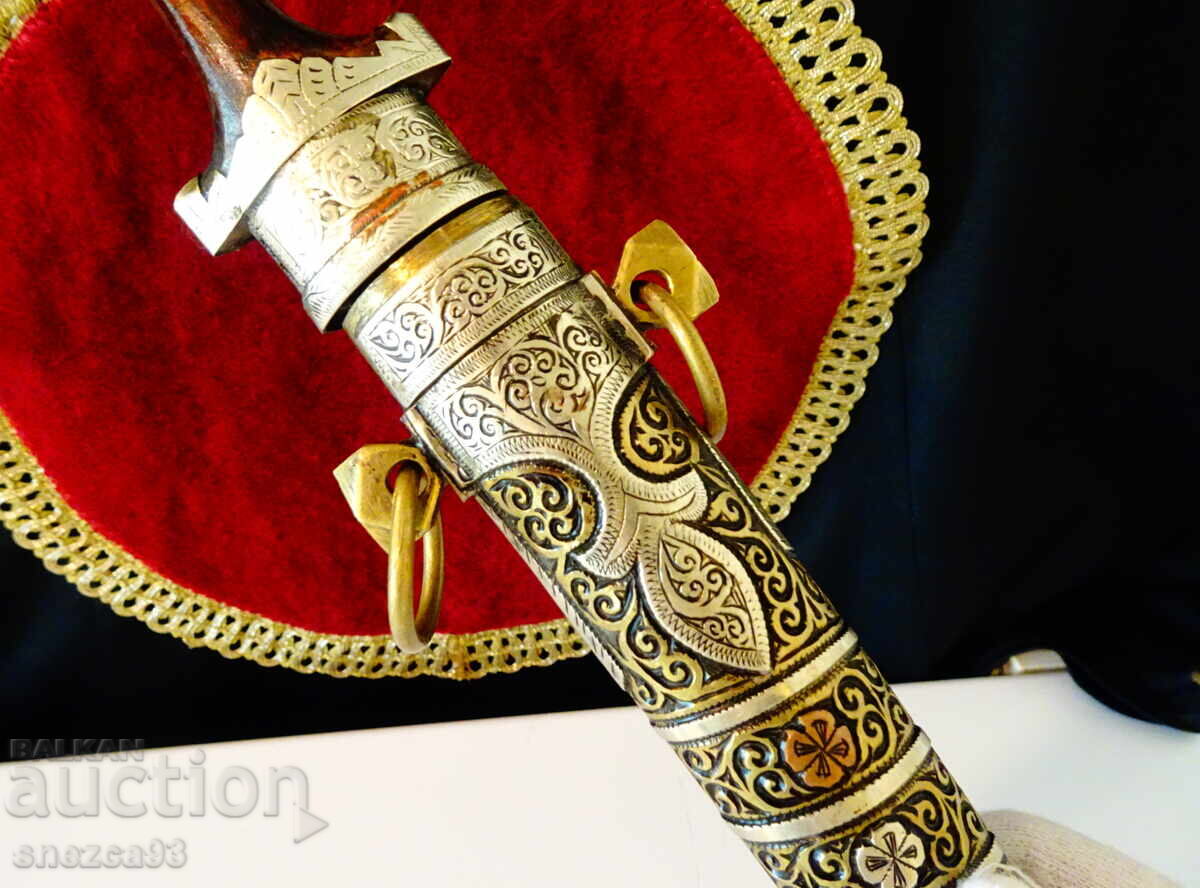 Δημοπρασία Χαντζάρ, καμά με ψαλίδι, σήμανση του μάστορα