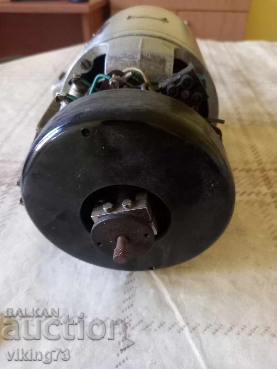 Ηλεκτρικός κινητήρας, ΓΔΡ, άριστος - 6