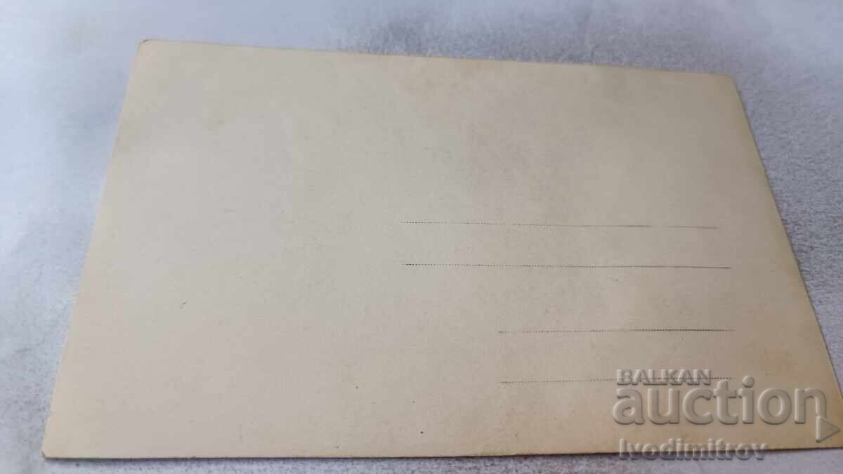 Снимка Млади момичета с ретро бански на брега на морето с цена 3.65 лв. | € 1.87