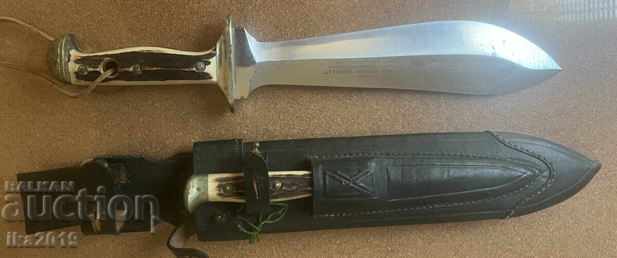 Cuțit de vânătoare PUMA 3588 unic, în set complet cu preț 1990.00 BGN | € 1017.47 Cuțit de vânătoare PUMA 3588 unic, în set complet cu preț 1990.00 BGN | € 1017.47