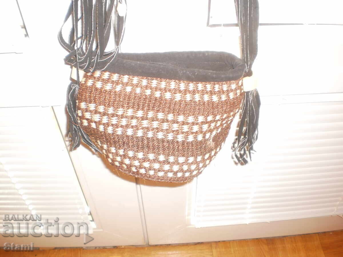 Доставка на Дамска чанта от боабаб, Кения Доставка на Дамска чанта от боабаб, Кения