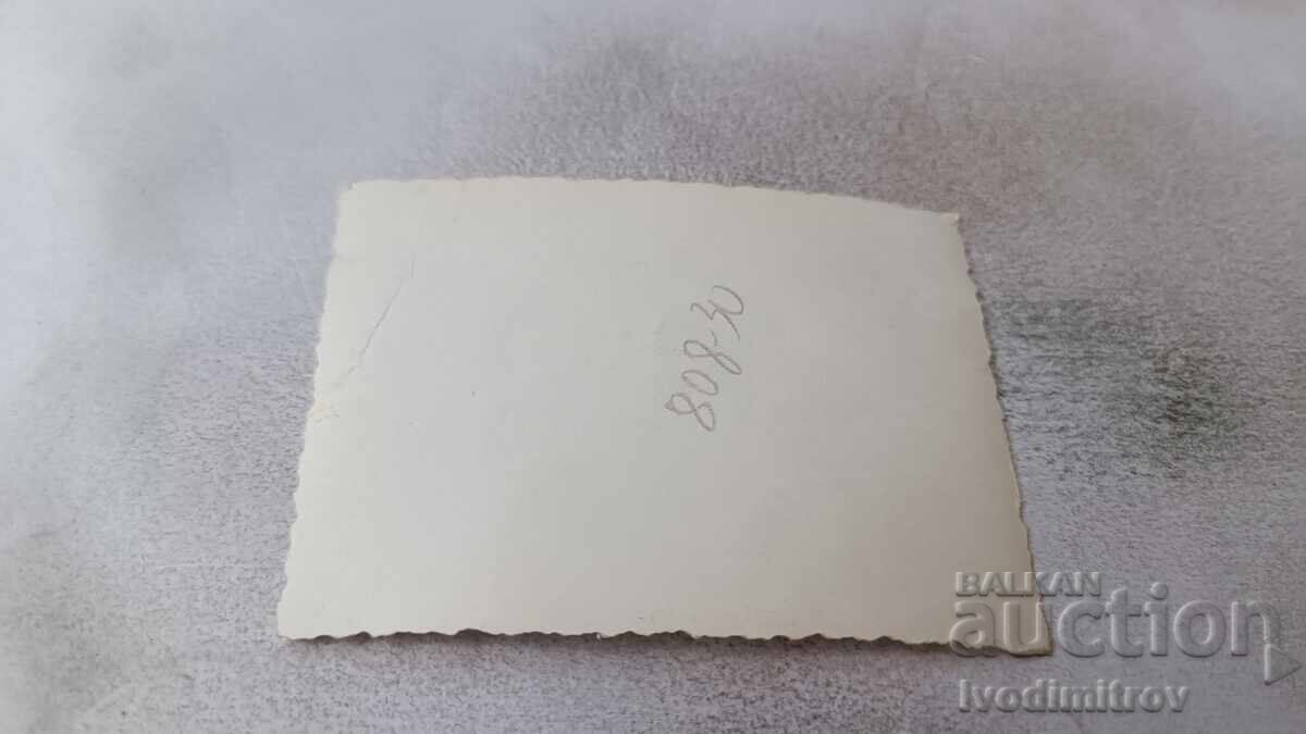 Снимка София Две жени на разходка с цена 2.45 лв. | € 1.25