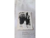 Снимка София Две жени на разходка