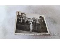 Φωτογραφία Σόφια Άνδρας και δύο γυναίκες μπροστά από τα Λουτρά της Μπάνιας