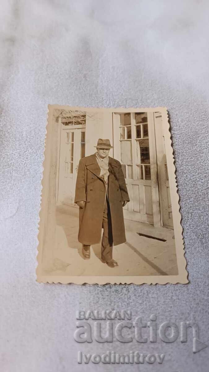 Photo Sofia Man on a walk 1943