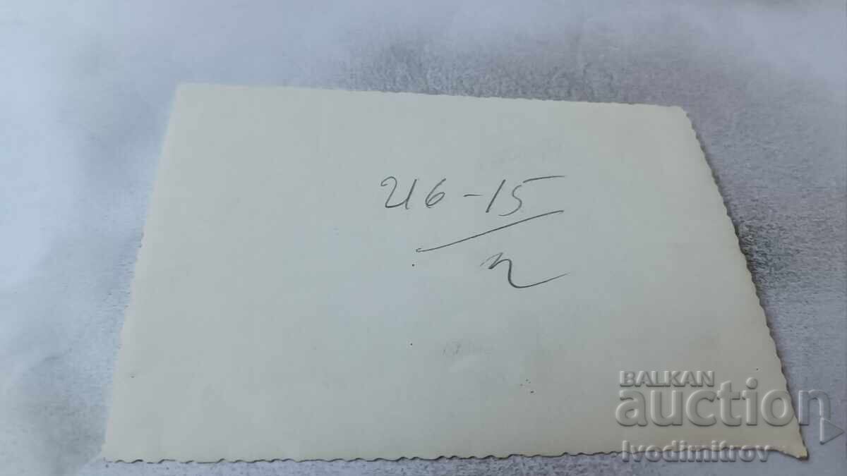 Φωτογραφία Σοφία Δύο νεαρές γυναίκες σε έναν περίπατο με τιμή 1.85 BGN | € 0.95 Φωτογραφία Σοφία Δύο νεαρές γυναίκες σε έναν περίπατο με τιμή 1.85 BGN | € 0.95