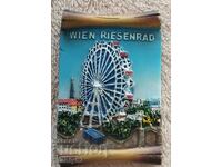 Refrigerator magnet Ferris wheel