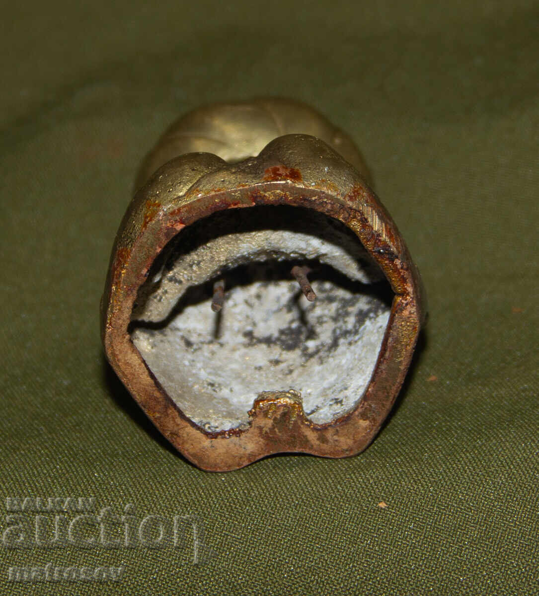 Small bronze figure sculpture of a man with a turban - 7