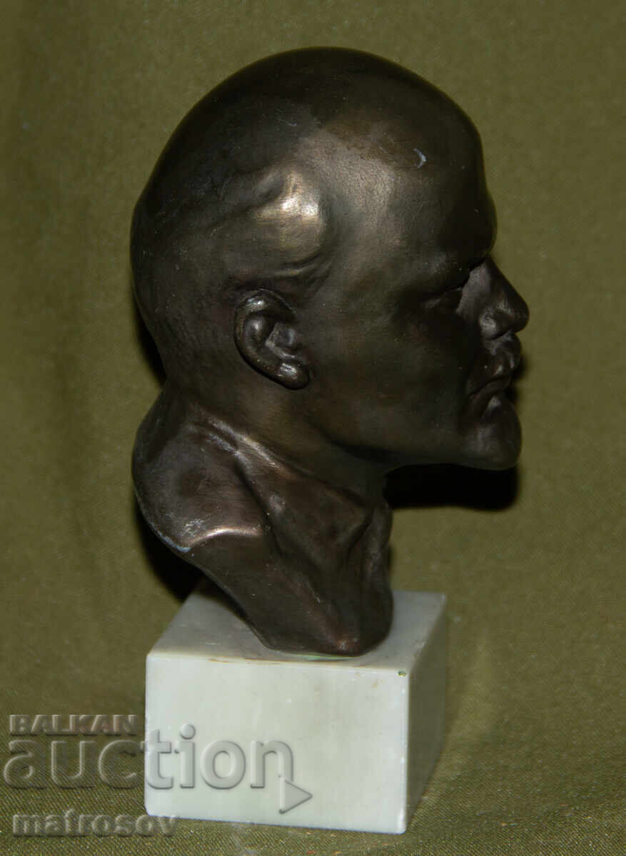Metal sculpture bust Russia USSR Vladimir Ilyich Lenin - 6 Metal sculpture bust Russia USSR Vladimir Ilyich Lenin - 6