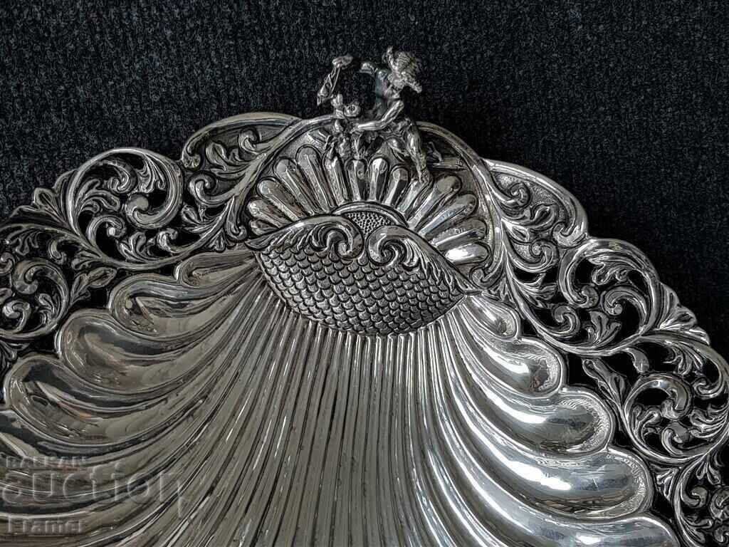 Delivery of Baroque silver fruit bowl tray with cherub, unique beauty Delivery of Baroque silver fruit bowl tray with cherub, unique beauty