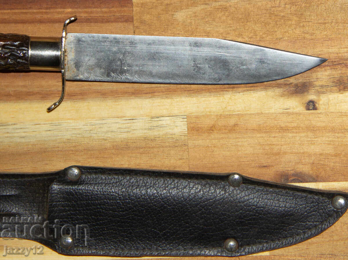 Solid hunting knife with leather sheath - 5 Solid hunting knife with leather sheath - 5