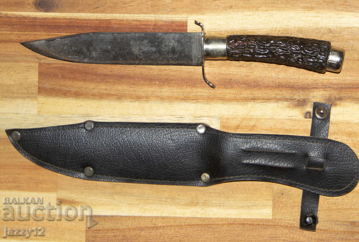 Solid hunting knife with leather sheath - 6 Solid hunting knife with leather sheath - 6