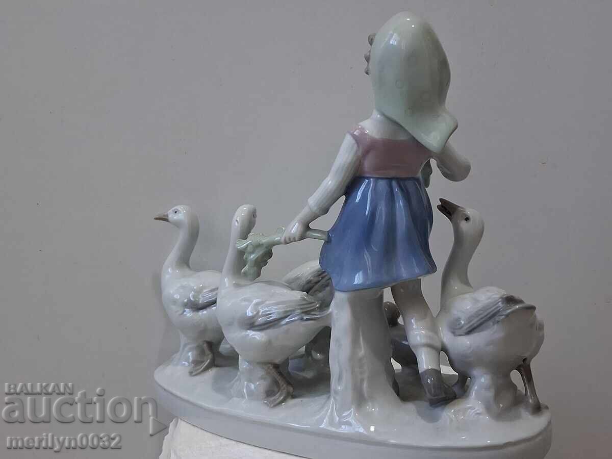 Γερμανικό ειδώλιο, παλιά πορσελάνινη φιγούρα της Ανατολικής Γερμανίας (ΓΛΔ) - 7