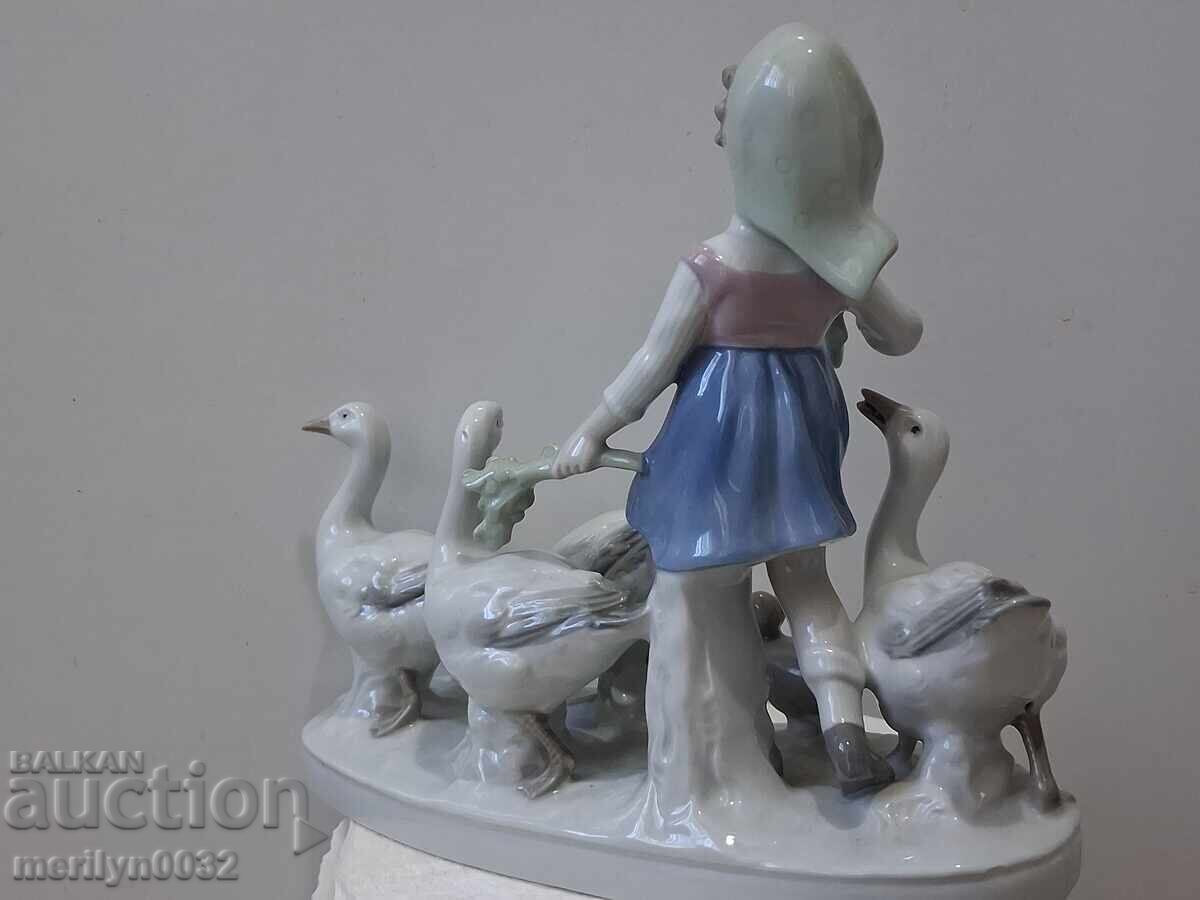 German figurine, old porcelain figure GDR - 7