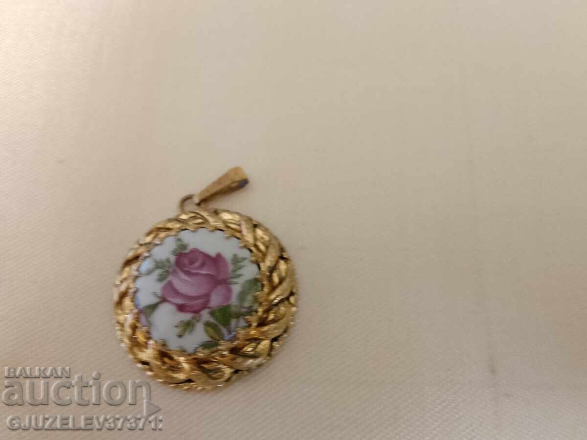 Винтидж медальон Розата на СССР - 6 Винтидж медальон Розата на СССР - 6