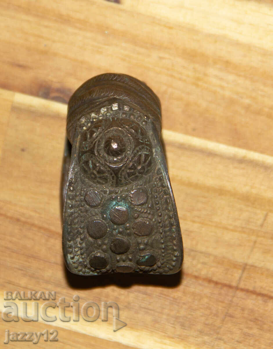 Old bronze slingshot bracelet - 6