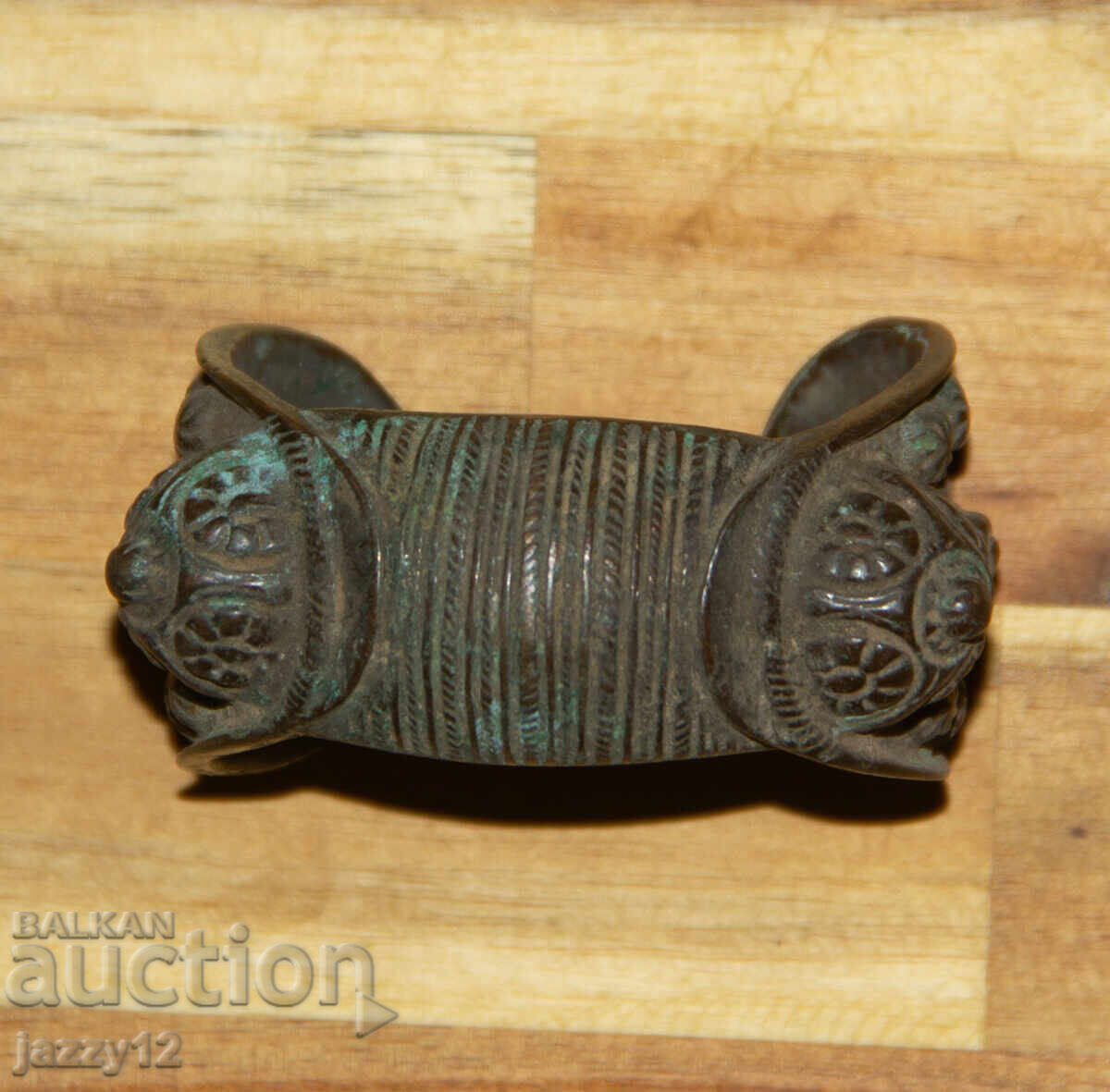 Old bronze slingshot bracelet with price 220.00 BGN | € 112.48